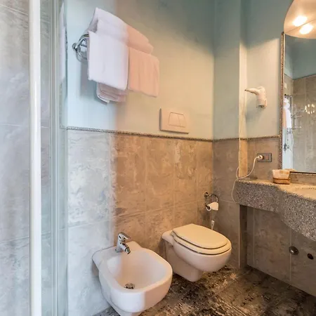 Gardasol Romantic 2 Vista 4* טוסקולנו מדרנו