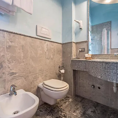 Gardasol Romantic 2 Vista 4* טוסקולנו מדרנו